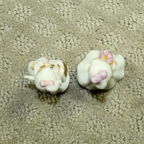 Lot Of 2 EUC Vtg Napcoware Miniature 2" Girl Figurines Flower Drum Bone China - Picture 8 of 9